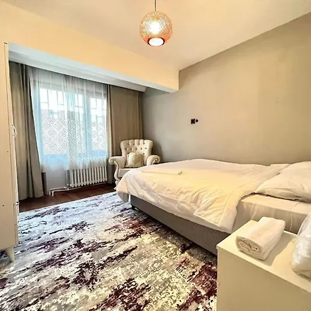 Apartment Florya Da 3+1 Lux Keyifli Bahceli Daire *
