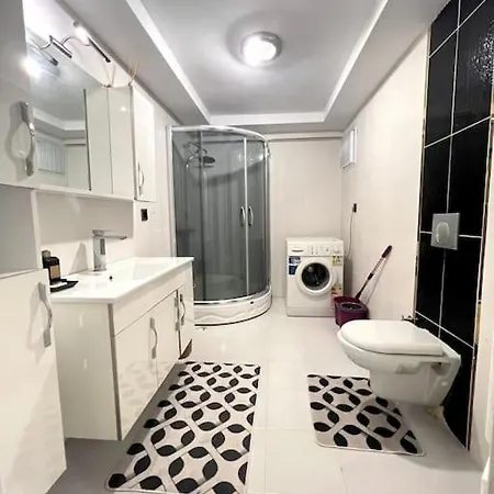 Apartment Florya Da 3+1 Lux Keyifli Bahceli Daire